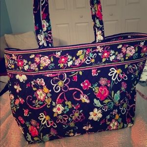 Vera Bradley tote